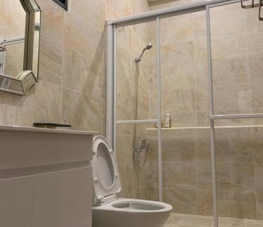 Longshui House | Lakeside casa