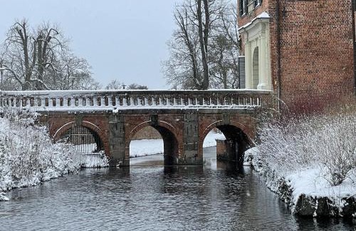 Eutin Apartment | Lakeside Comfort with Balcony
