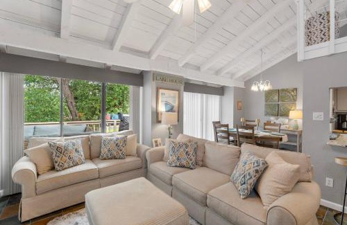 Horseshoe Bay House | Lakeside condo Retreat in Horseshoe Bay