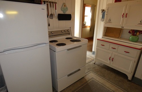 Alden House | Lakeside Cottage on Torch Lake