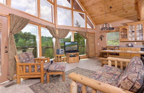 Sevierville House | Lakeside Dreams