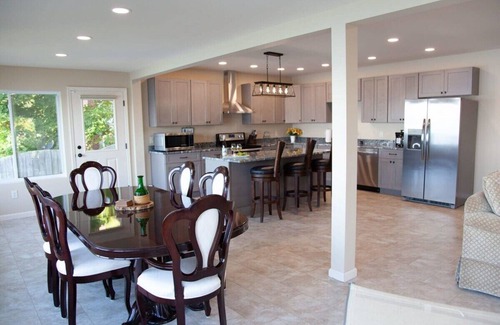 Geneva House | Lakeside Landing Dock, Fire Pit and Boat Rental