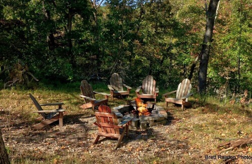 Rogers House | Lakeside Lodge - On Beaver Lake- Sleeps 16