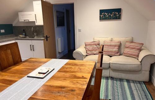 Abbey Dore Apartment | Lakeside Loft