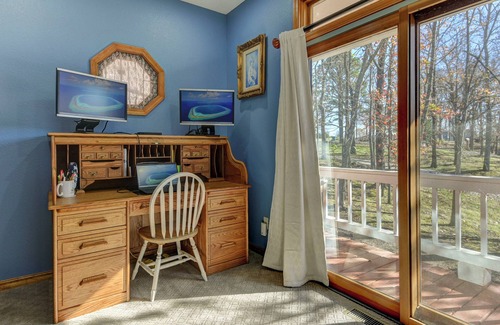 Golden Cabin | Lakeside Ranch Cabin with OPTIONAL HOT TUB