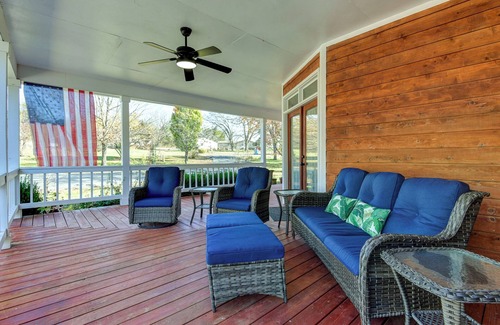 Golden Cabin | Lakeside Ranch Cabin with OPTIONAL HOT TUB