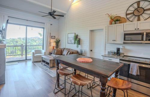 Sevierville House | Lakeview Cabin, Hot Tub, Game Rm