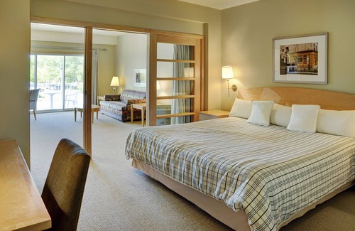 Gimli Hotel | Lakeview Gimli Resort & Conference