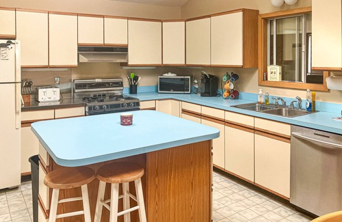 Alton Bay House | Lakeview home with a deck, firepit, & washer/dryer - in a great location