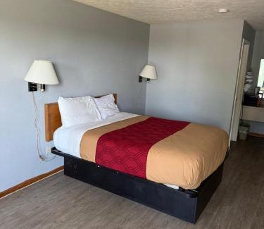 Branson West Hotel | Lakeview Inn