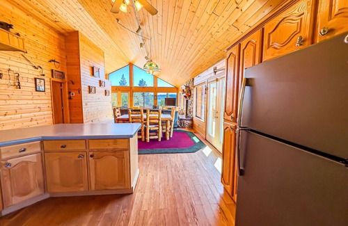 Mammoth Creek Cabin | Lakeview Lodge at Panguitch Lake