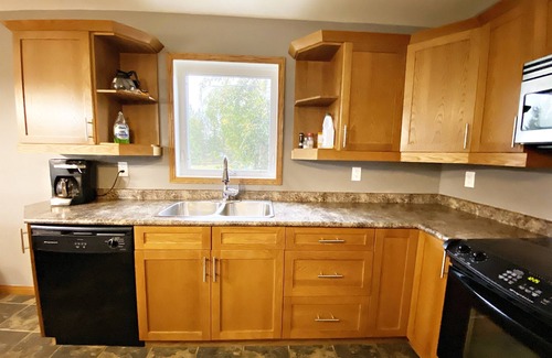 Manitoba Ski Chalet | Lakeview Luxury at "The Lookout"