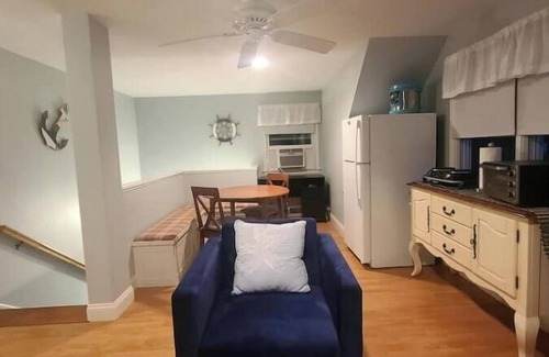 Milton House | Lakeview Retreat with Beach Access