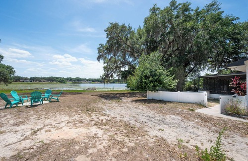 Fruitland Park House | Lakeview+ Shuffleboard Bowling + Wildlife Spotting