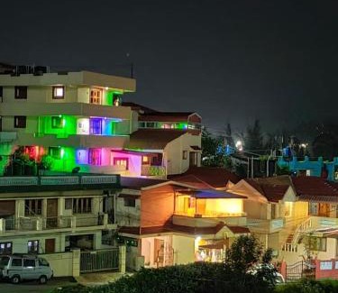Thalayathimund Hotel | Lakshna Prastha