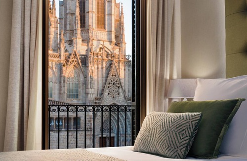 Gothic Quarter Hotel | Lamaro Hotel