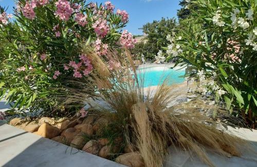 Aramon House | LAMATHYE