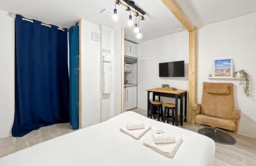 Thabor - Saint-Helier Apartment | Lamirar - Centre Historique - Proche gare - Calme