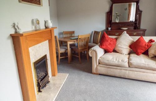 Cheddar House | Lamora