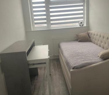 Luton House | Lamorna