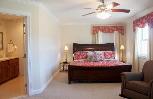 Westcliffe Hotel | Lamp Post Lodge