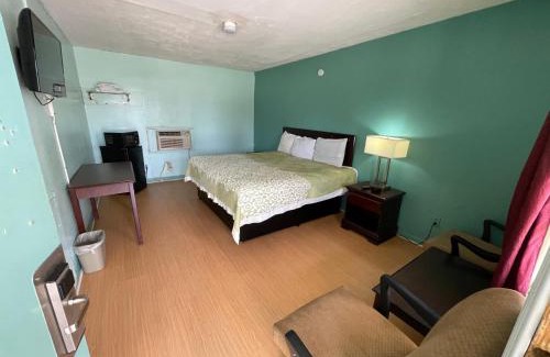 Childersburg Hotel | LAMPLIGHTER INN