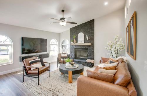 Fort Myers Shores House | Lanai Lounging and Dockside Fun Fort Myers Escape