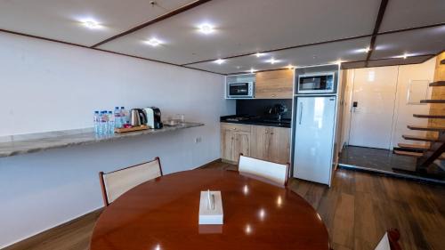 Beirut Resort | Lancaster Eden Bay