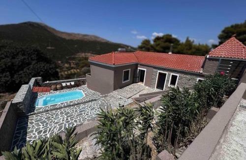 Nea Styra Villa | Land Of Olive