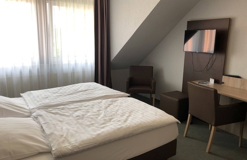 Uslar Hotel | Landgasthaus Zur Linde
