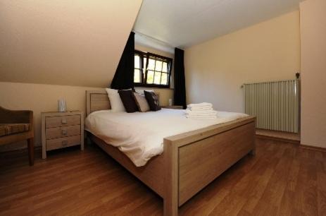 Dahlem House | Landgasthof Em Lade