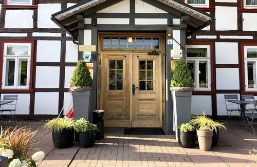 Holzminden Hotel | Landhaus Sollingshöhe UG