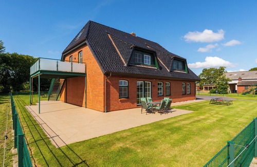 Norderfriedrichskoog House | Landhaus Wittmaack Dircks Relaxation at the North Sea Ground floor apartment "Anker"