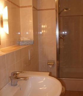 Hellental Hotel | LandHotel Lönskrug