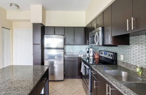 Miramar Apartment | Landing | Amazing 2BD, Clubhouse, Gym