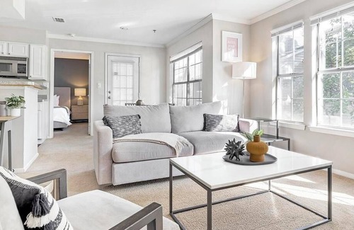 Lavista Park Apartment | Landing at Briarhill Apartments - 2 Bedrooms in North Druid Hills