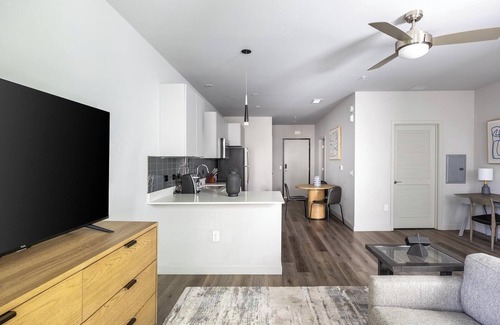 Reno/Tahoe Airport Apartment | Landing at Emory at RED - Studio in Reno