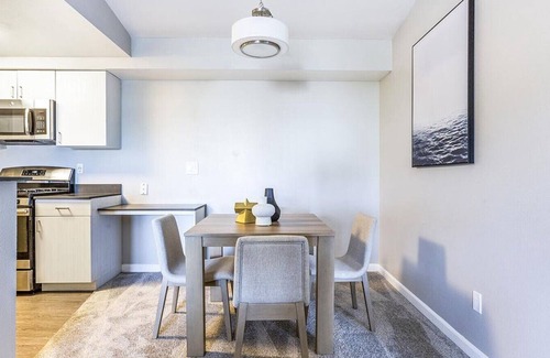 Sparks Apartment | Landing at Marina Village Apartments - 2 Bedrooms in Downtown Sparks