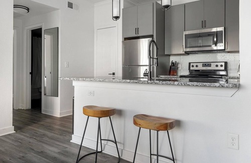 McNeil Apartment | Landing at Preserve at Rolling Oaks - 1 Bedroom.