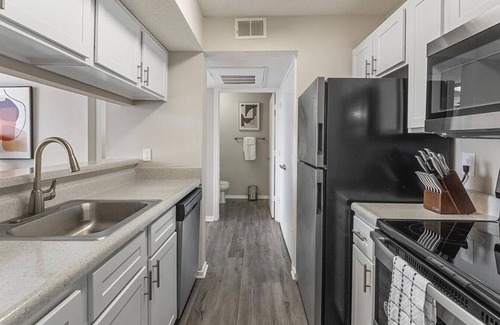 Cordova Apartment | Landing at Stonebridge Crossing Apartment Homes - 1 Bedroom in Downtown Cordova