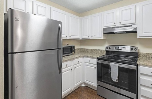 Germantown Apartment | Landing at The Bridges At Germantown - 1 Bedroom in Downtown Germantown