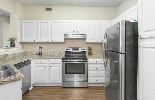 Germantown Apartment | Landing at The Bridges At Germantown - 3 Bedrooms in Downtown Germantown