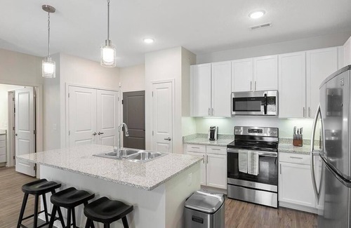 Downtown Omaha Apartment | Landing at The Duke of Omaha Apartments - 1 Bedroom in Dodge Street Corridor