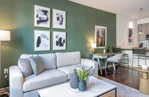 Jefferson Manor Apartment | Landing at The Frasier - 1 Bedroom in Potomac Yard