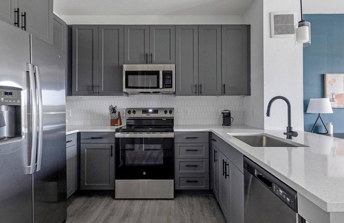 MLK Apartment | Landing at The Goodwin - 1 Bedroom in Mlk