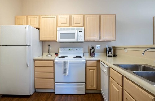 Buechel Apartment | Landing at The Legends Apartments - 2 Bedrooms in Downtown Louisville