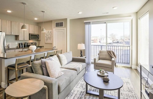 Newberry Apartment | Landing at Vanguard - 2 Bedrooms in Newberry