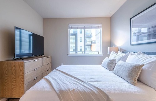 Juanita Apartment | Landing at Waterscape Juanita Village - 1 Bedroom in South Juanita