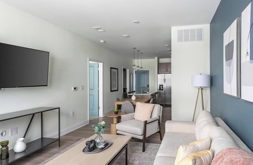 Wilmington Apartment | Landing | Beautiful 1BD, Clubhouse, Pool