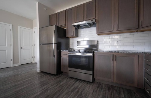 Huntersville Apartment | Landing | Beautiful 1BD, Gym, Yoga Studio